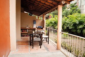 Hotel Zihua Caracol