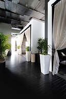 Studio M Hotel Singapore