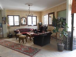 Villa Anri