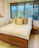 Bay Motel