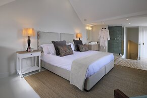 Chapter House Boutique Hotel