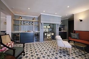 Chapter House Boutique Hotel