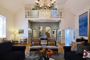 Chapter House Boutique Hotel