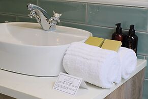 Chapter House Boutique Hotel