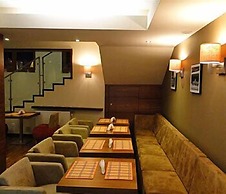 Atrium Hotel