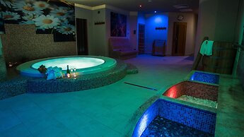 Sojka Resort - Hotel & Drevenice
