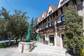 Révész Hotel