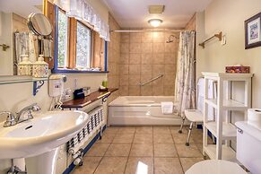 Auberge Le Lupin B&B