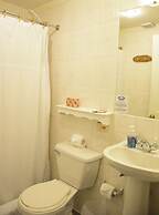Borde Lago Hotel