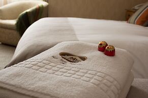 Borde Lago Hotel