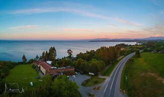 Borde Lago Hotel