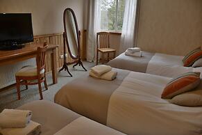 Borde Lago Hotel