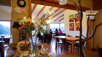 Borde Lago Hotel
