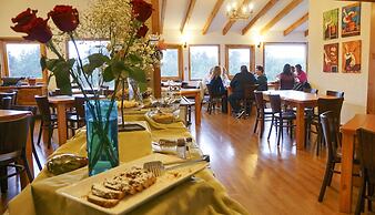 Borde Lago Hotel