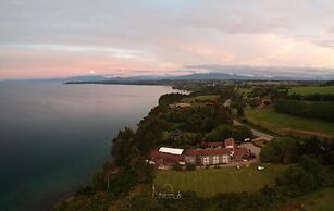 Borde Lago Hotel