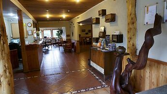 Borde Lago Hotel