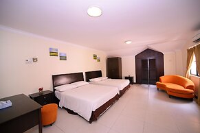 Bella Vista Waterfront Resort