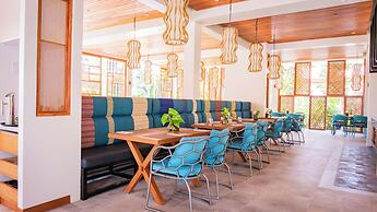 Costabella Tropical Beach Hotel