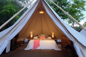 Bluewater Sumilon Island Resort