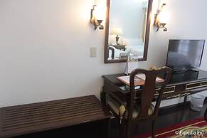 Fort Ilocandia Resort Hotel