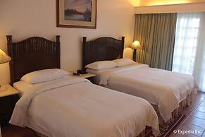 Fort Ilocandia Resort Hotel