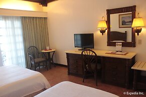 Fort Ilocandia Resort Hotel