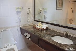 Fort Ilocandia Resort Hotel