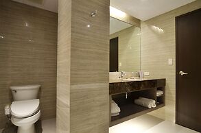 Pearl Garden Hotel