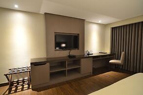 Pearl Garden Hotel