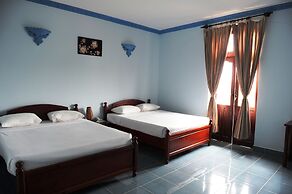 Vinh Suong Seaside
