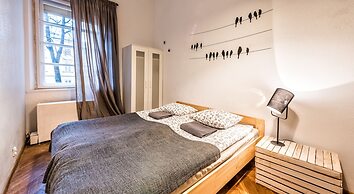 Flamingo Hostel