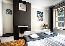 Flamingo Hostel