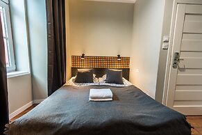 Flamingo Hostel