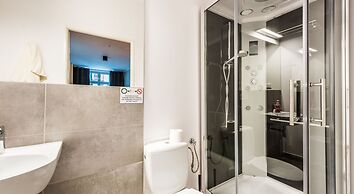 Flamingo Hostel