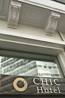 Chic Hotel