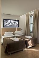 Chic Hotel