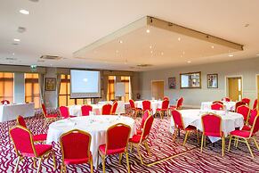 Classic Lodges - Bagden Hall Hotel
