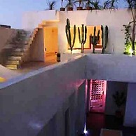 La Villa & Spa