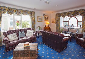 Abbey Lodge
