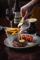 The Pied Bull