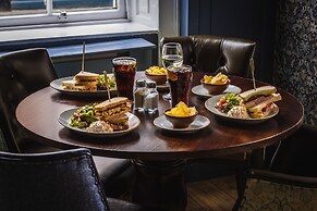 The Pied Bull