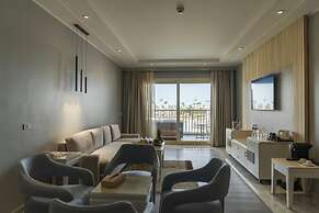 SUNRISE Crystal Bay Resort - Grand Select