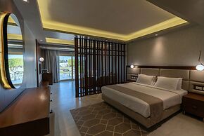 SUNRISE Crystal Bay Resort - Grand Select