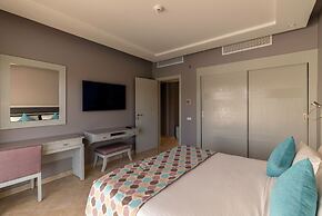 SUNRISE Crystal Bay Resort - Grand Select