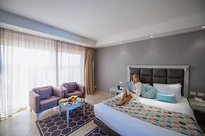 SUNRISE Crystal Bay Resort - Grand Select