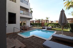 SUNRISE Crystal Bay Resort - Grand Select