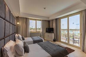 SUNRISE Crystal Bay Resort - Grand Select