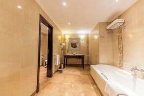 SUNRISE Crystal Bay Resort - Grand Select