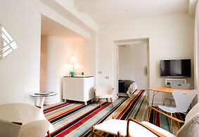 Hotel DeBrett