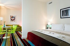 Hotel DeBrett